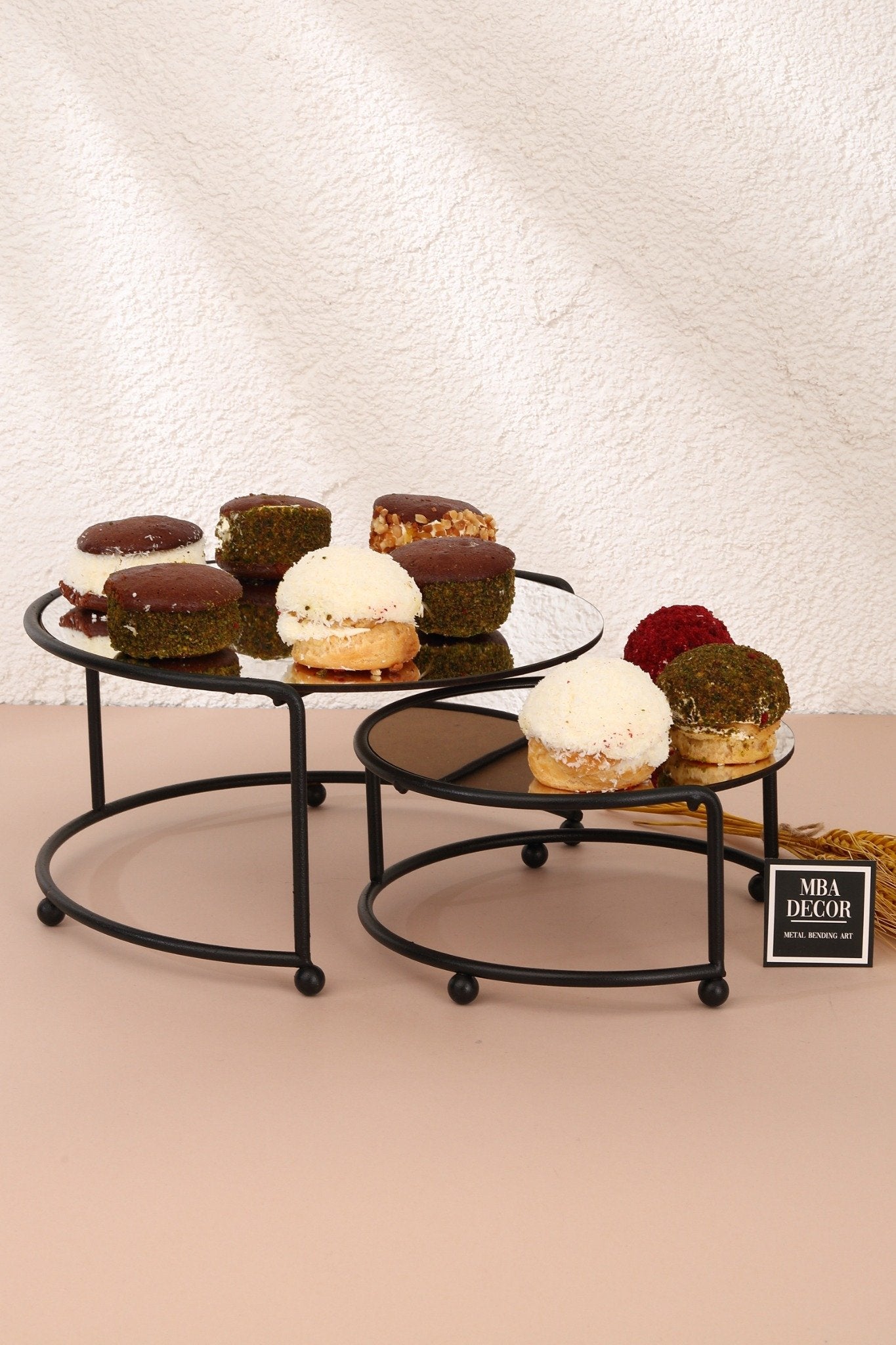 Set 2 Platouri Etajate Candy Bar, Model Zigon, Metal Negru și Plexiglas, 24-20 cm – MBA Decor